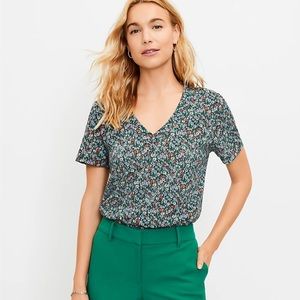 Loft. Spring Bloom Everyday V-Neck Tee.
